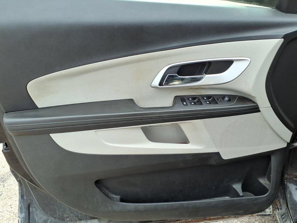 Used 2010 Black Chevrolet LS image 12