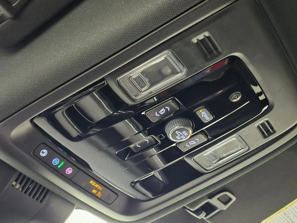 2026 Chevrolet Tahoe Premier - Photo 42