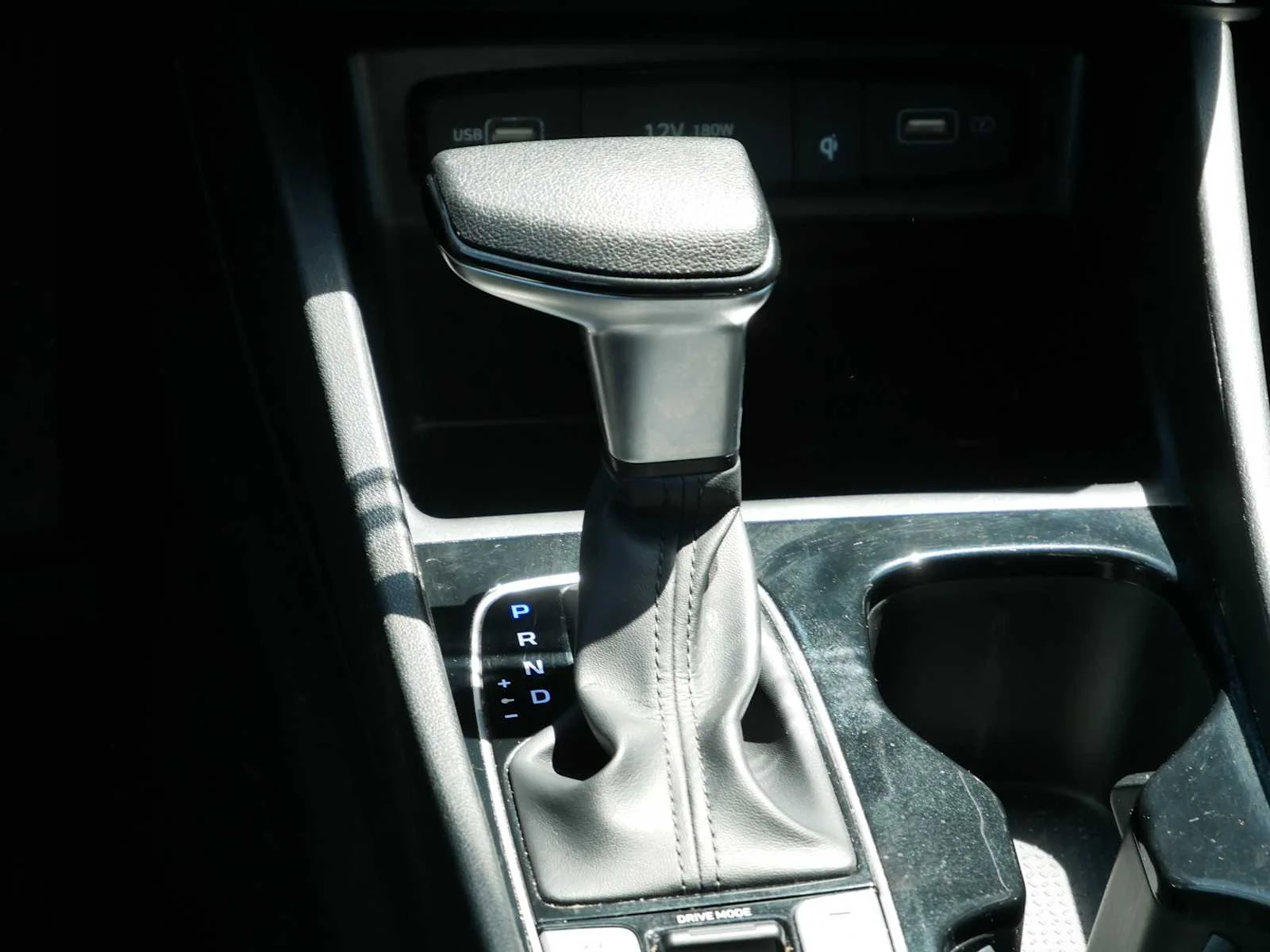 Certified Used 2024 White Pearl Hyundai SEL image 12