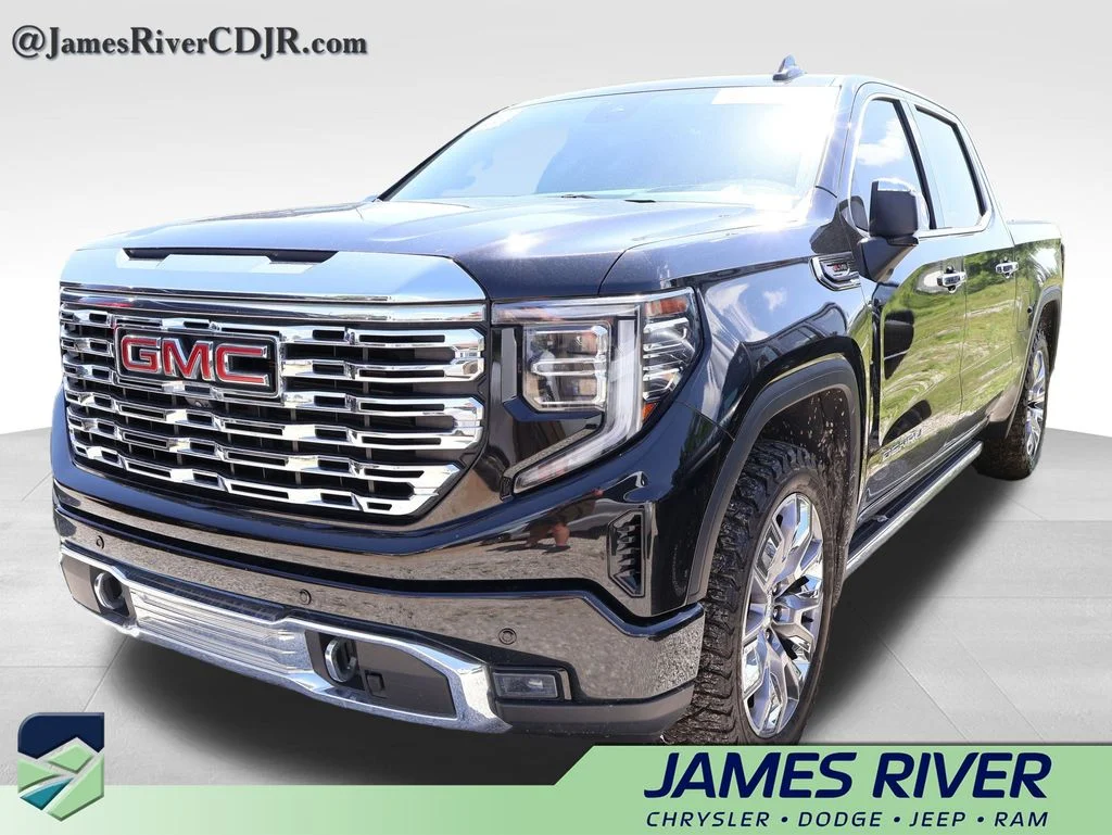 2023 GMC Sierra 4WD Crew Cab Short Box Denali's photo