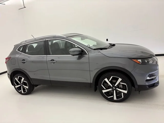 2022 Nissan Rogue Sport SL