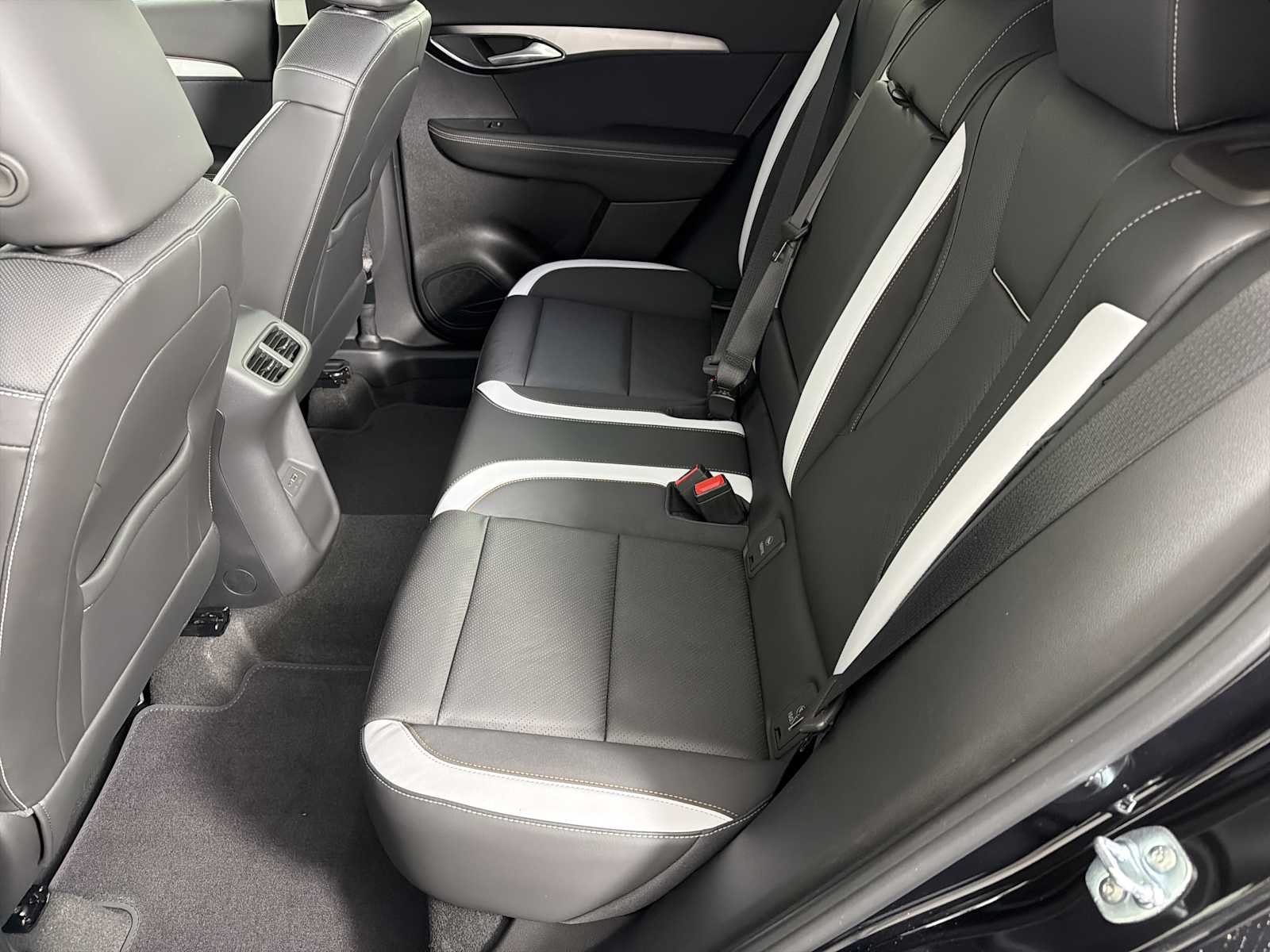 2026 Buick Envision Sport Touring - Photo 19