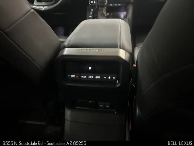 Used 2024  Toyota Base image 14