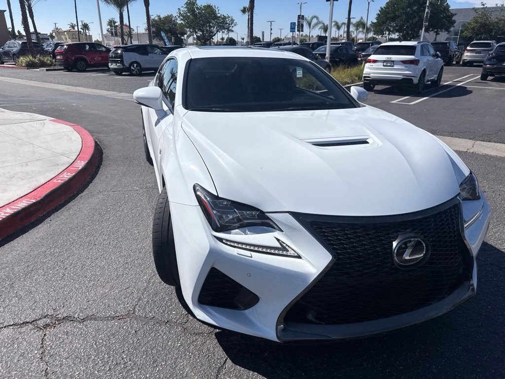 Used 2017 White Lexus F image 35