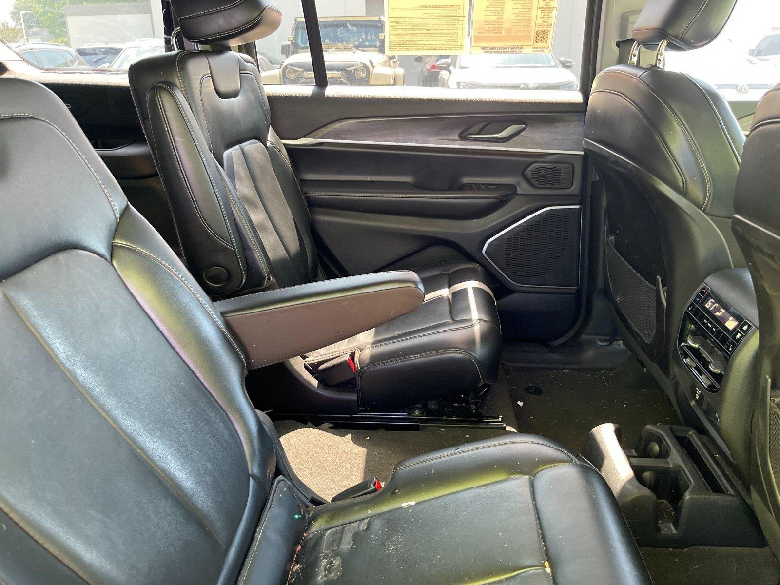 Used 2021 Baltic Gray Metallic Clearcoat Jeep Limited image 37
