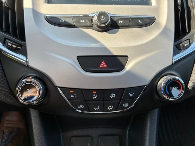 Used 2017 SILVER ICE METALLIC Chevrolet LS image 15