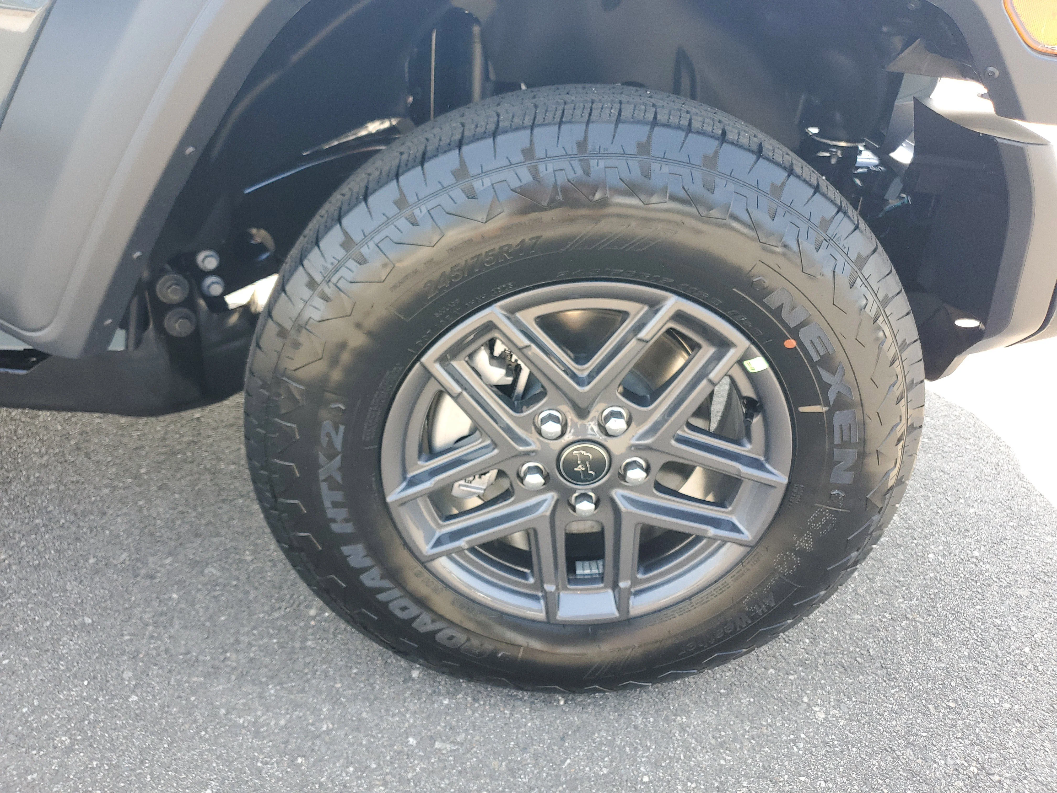 New 2026 Anvil Clear-Coat Exterior Paint Jeep Sport image 11
