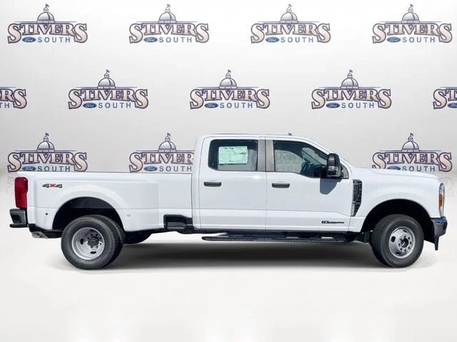 New 2026 White Ford XL image 2