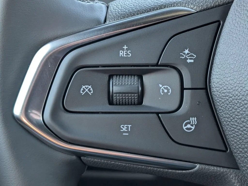 New 2026 Cacti Green Chevrolet ACTIV image 23