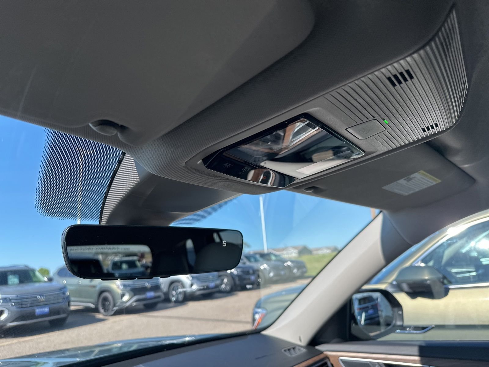 New 2026 Green Volkswagen 2.0T SE w/Technology image 69