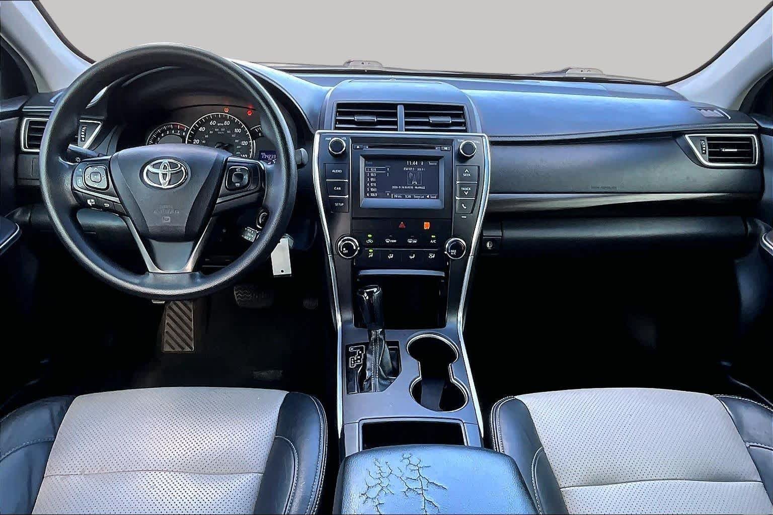 Used 2015 Cosmic Gray Mica Toyota LE image 16