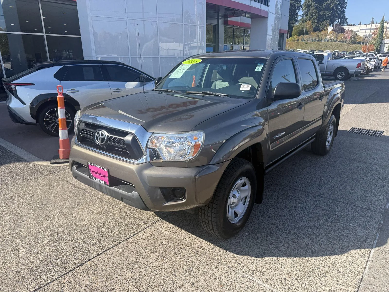 Used 2014 Pyrite Mica Toyota PreRunner image 2