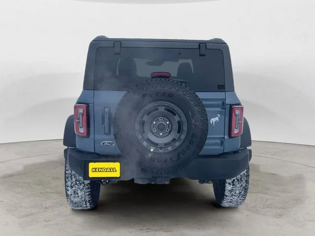 New 2025 Azure Gray Metallic Ford Outer Banks image 4