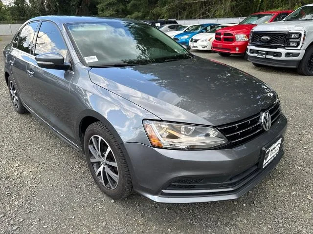 Used 2018 Platinum Gray Metallic Volkswagen  image 1