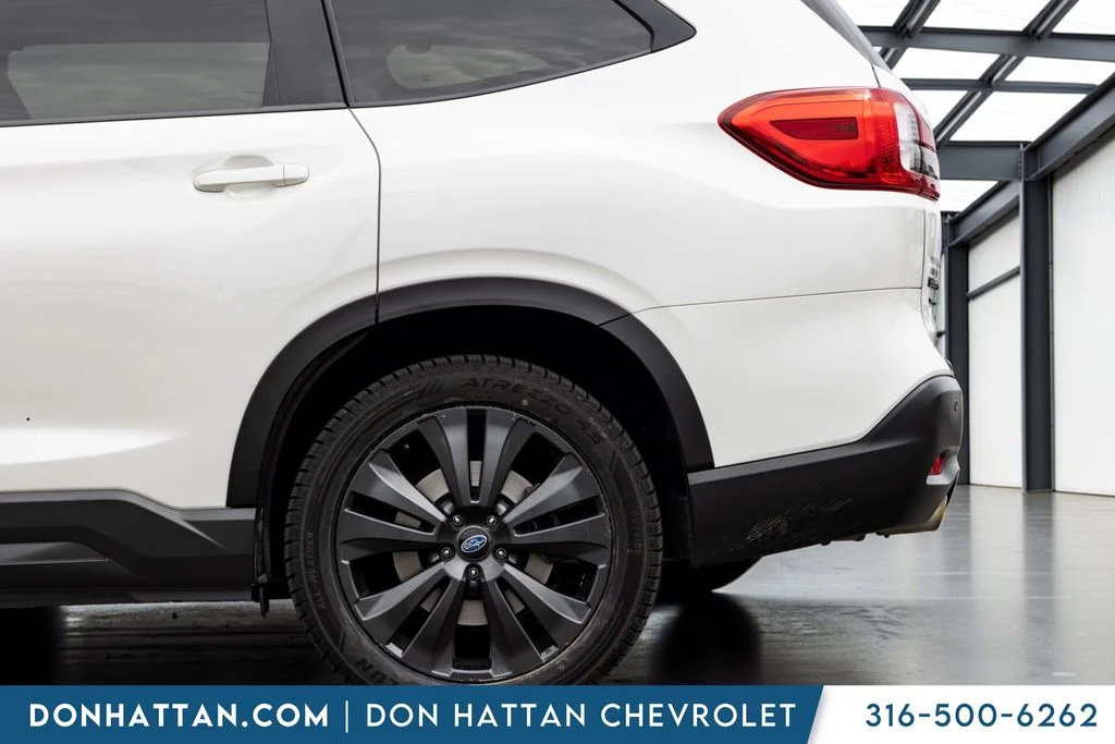 Used 2022 White Subaru Onyx Edition image 33