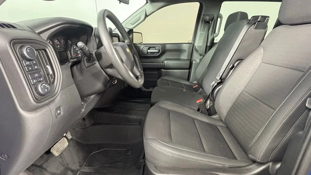 Used 2023 Blue Chevrolet Custom image 2