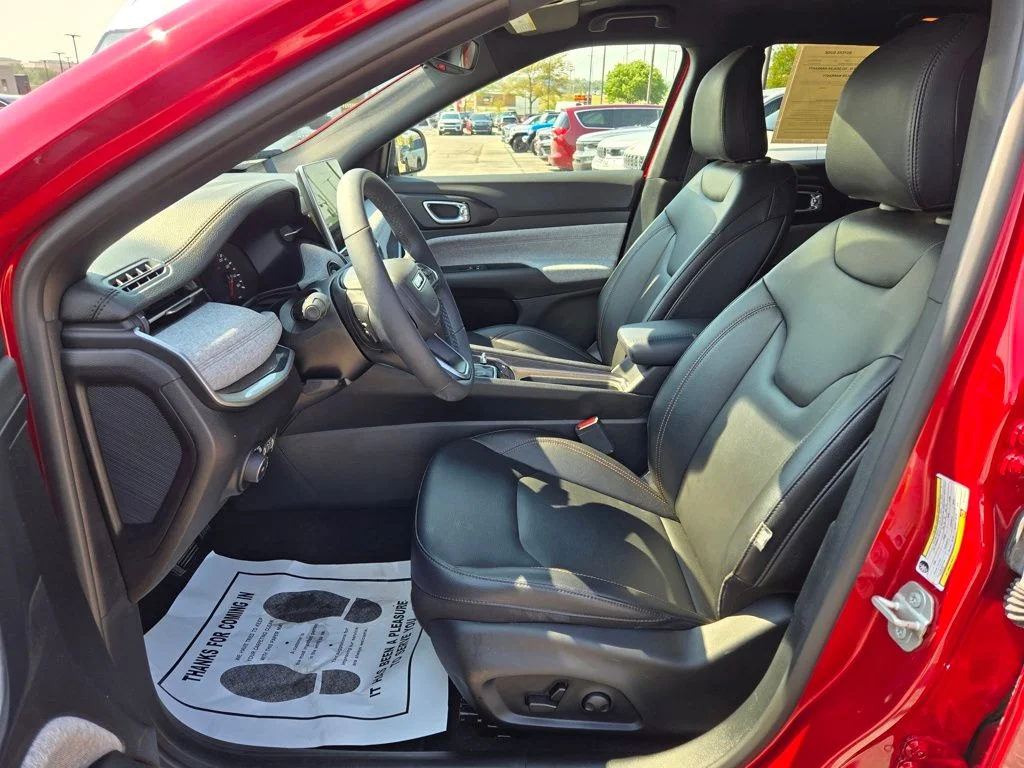Certified Used 2024 Red Jeep Latitude Lux image 15