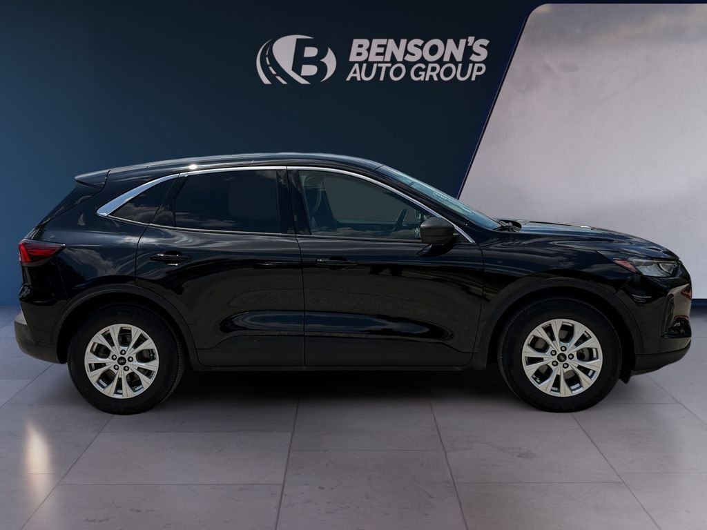 Used 2024 Black Ford Active image 6