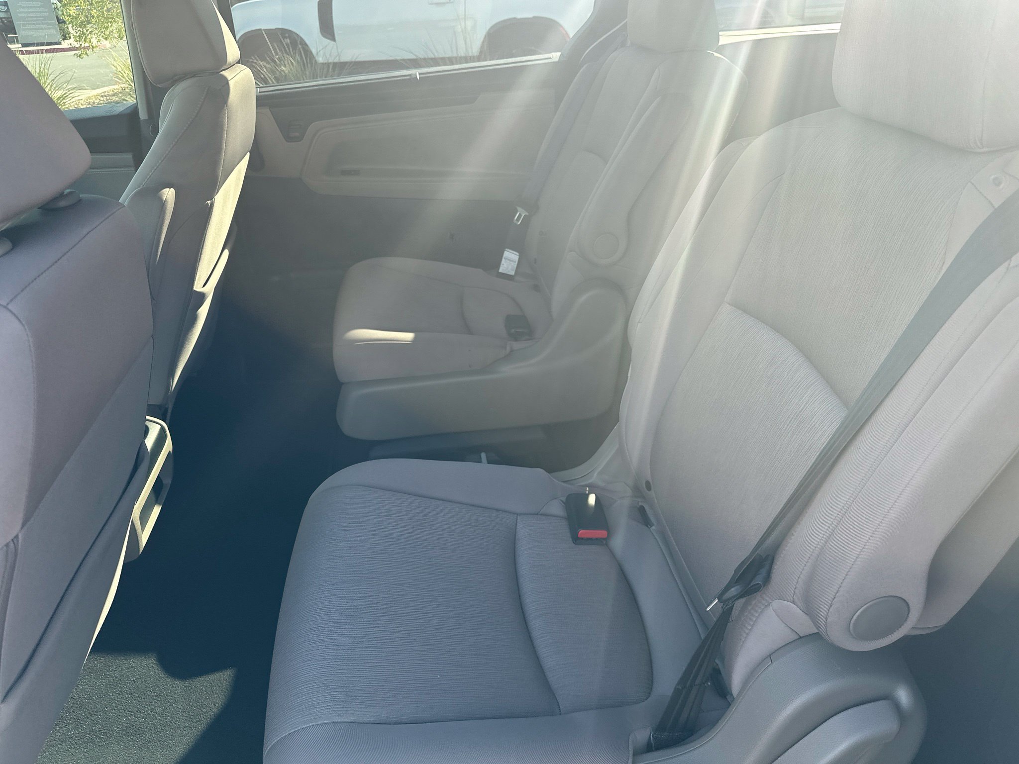 Used 2020 Platinum White Pearl Honda EX image 5