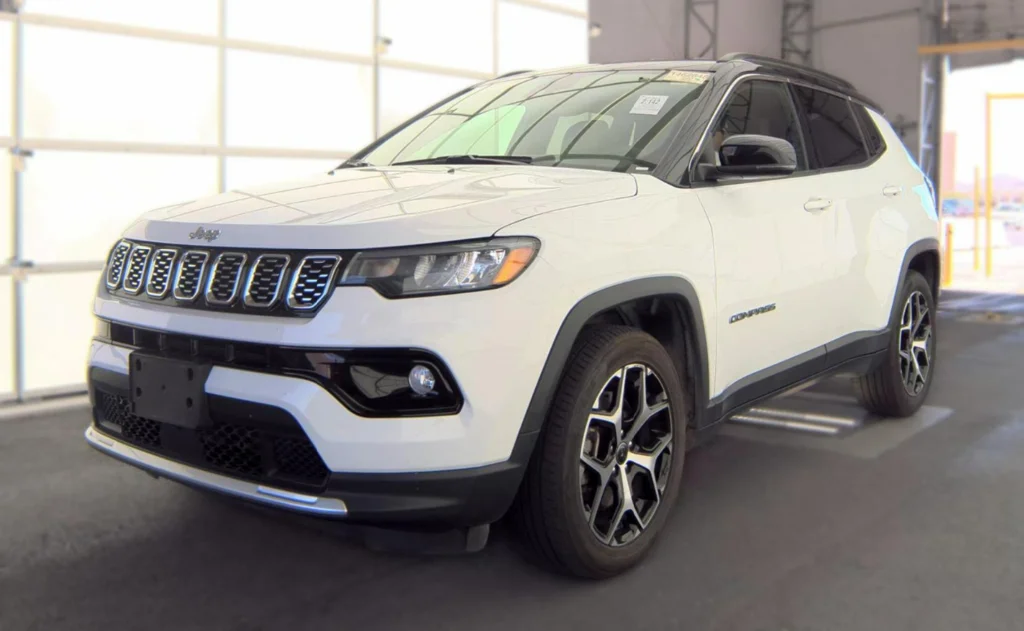 Used 2025 White Jeep Limited image 5