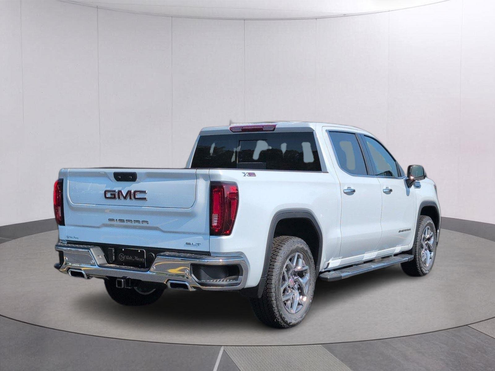 New 2026 Glacier White Tricoat GMC SLT image 6