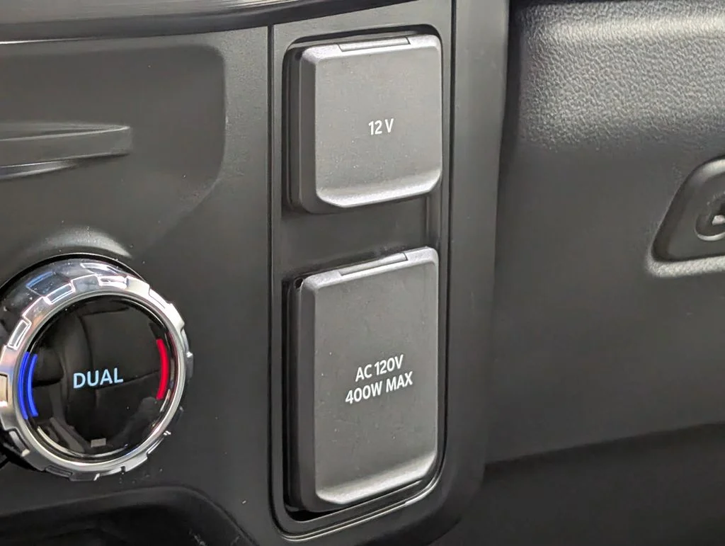 New 2026 Carbonized Gray Metallic Ford F-250® Lariat® image 9