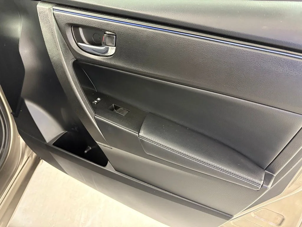 Used 2018 Gray Toyota SE image 38
