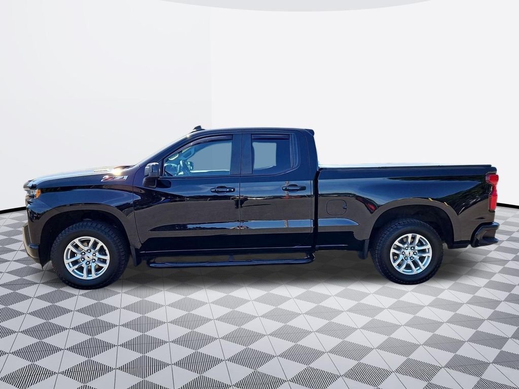 Used 2020 Black Chevrolet RST image 3