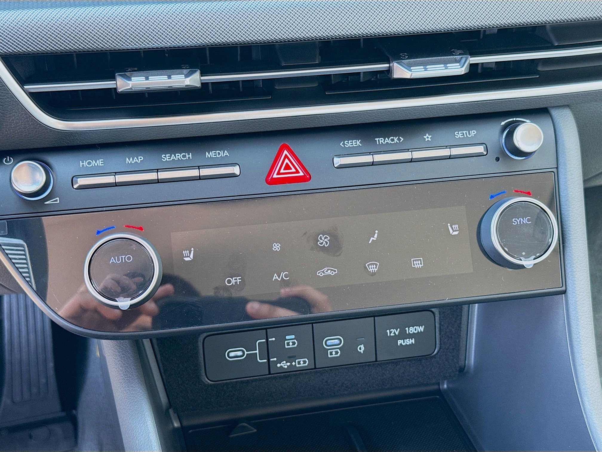 2026 Hyundai Sonata SEL - Photo 12