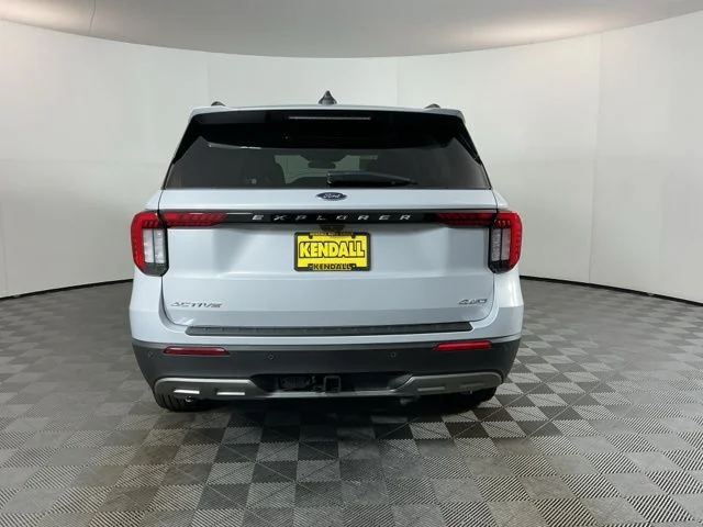 New 2026 Space White Metallic Ford Active image 6