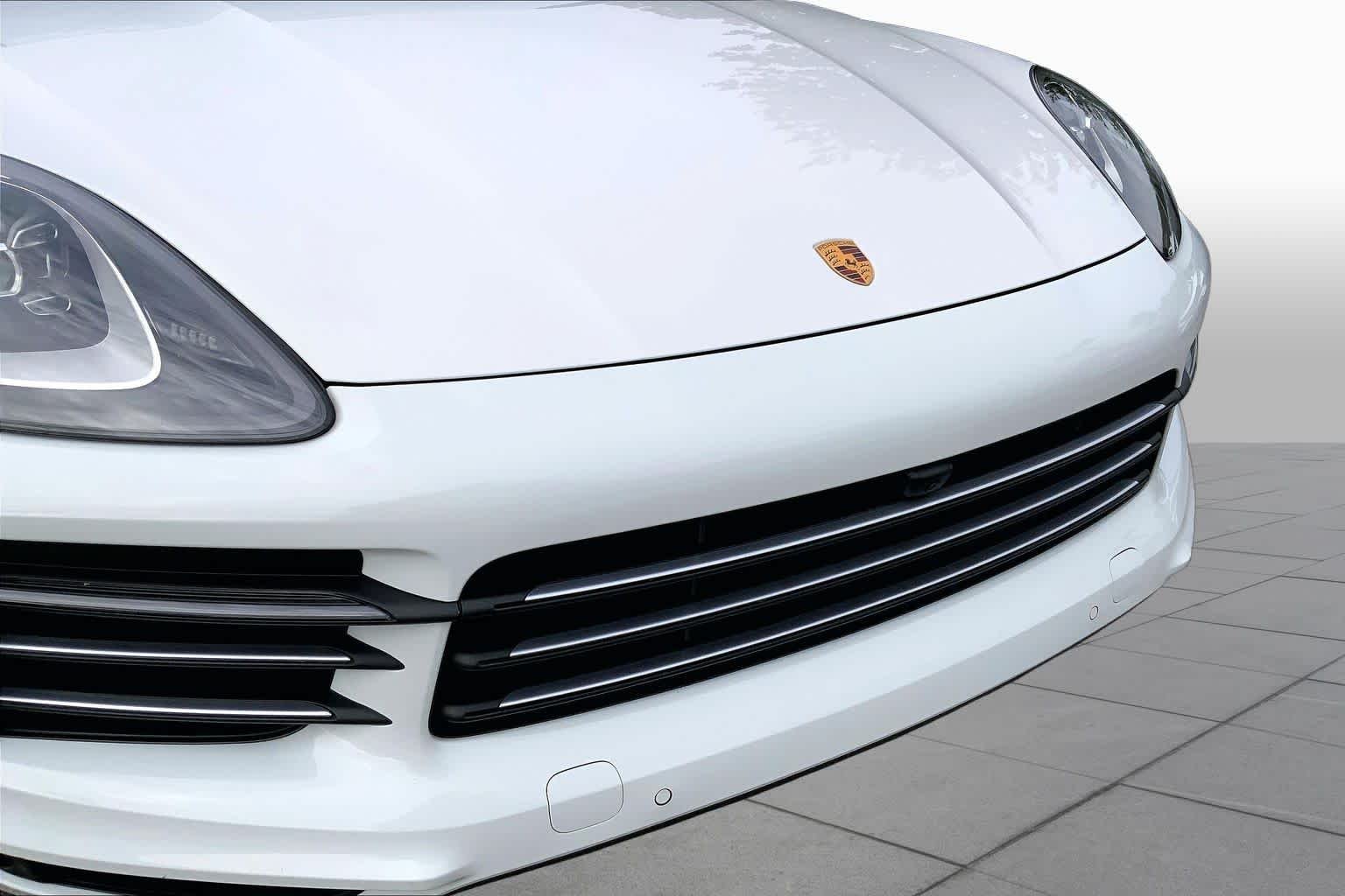 Used 2023  Porsche  image 30