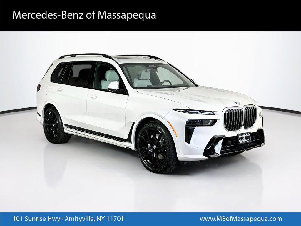 2023 BMW X7
