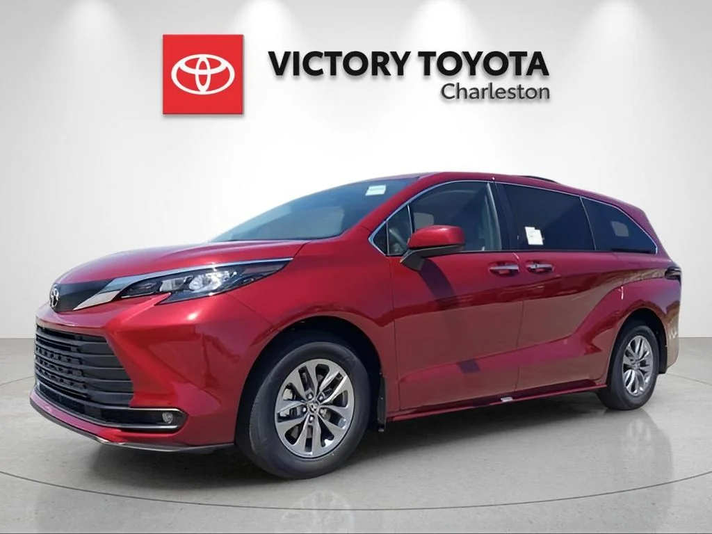 New 2026 Ruby Flare Pearl Toyota XLE image 1
