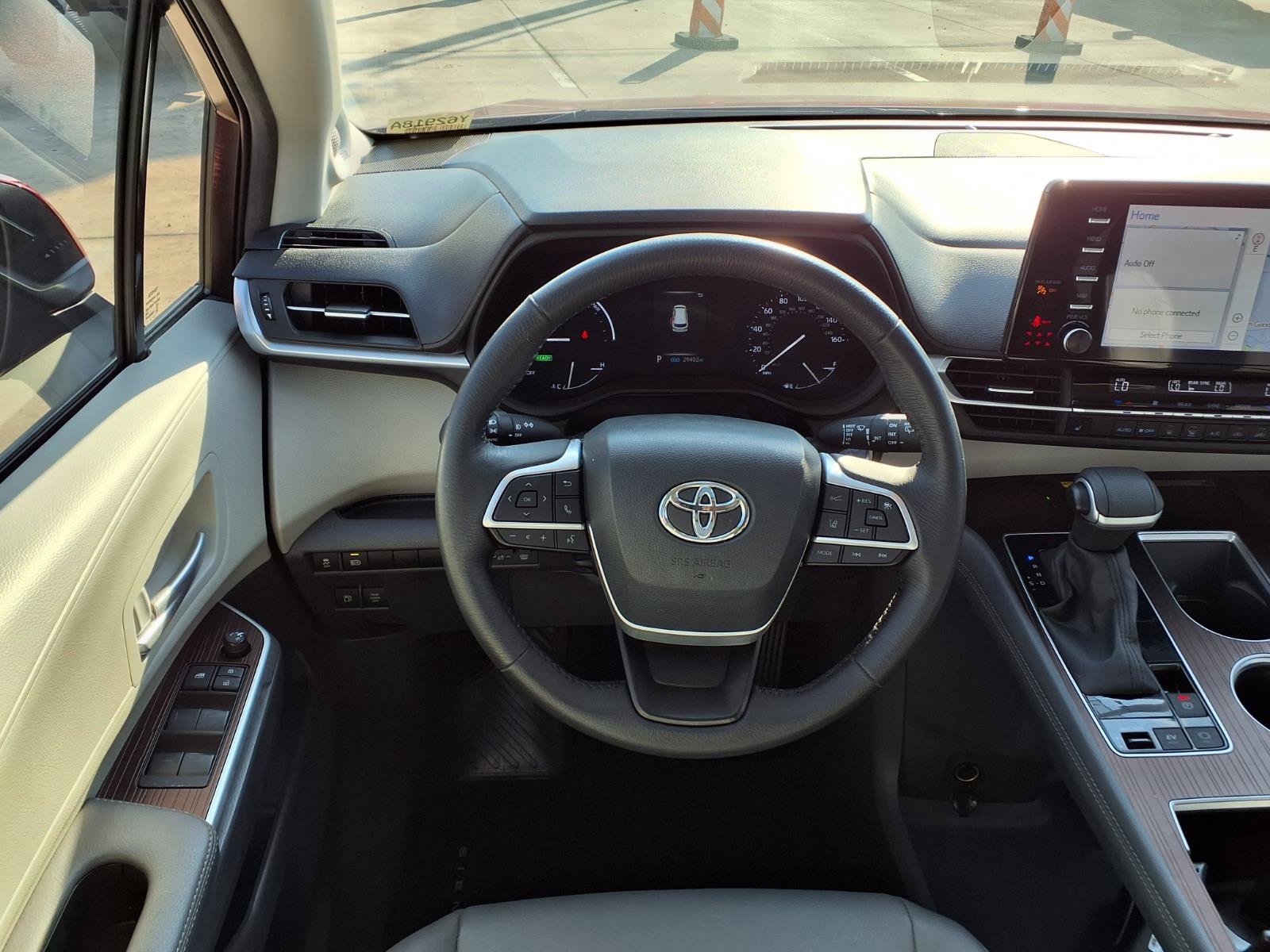 Certified Used 2024 Pearl Toyota XLE image 15