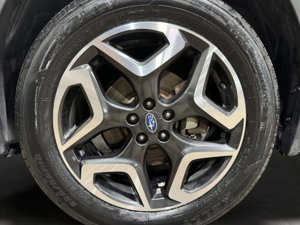 Used 2019 Black Subaru 2.0i Limited image 29