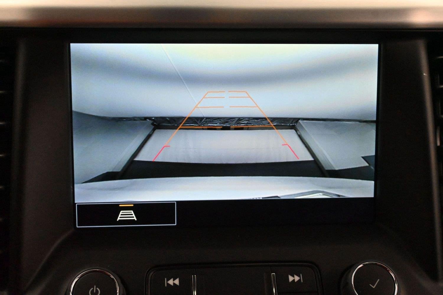 Used 2023 Summit White GMC SLT image 23