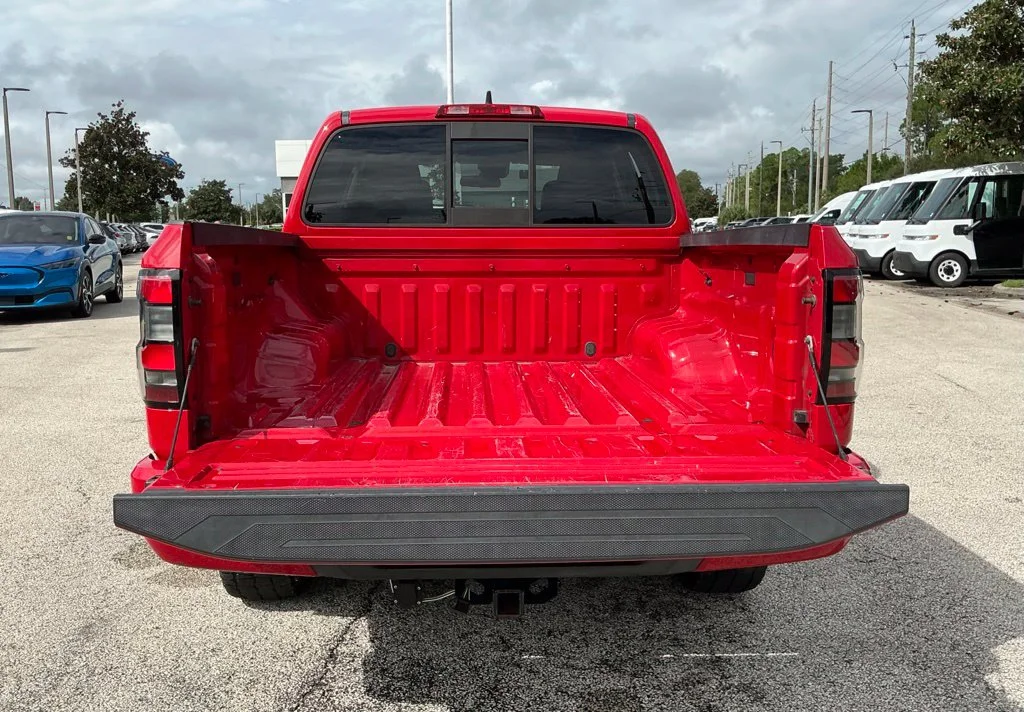 Used 2022 Red Nissan SV image 17