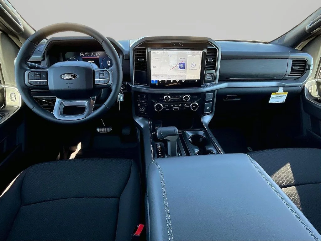 New 2026 Avalanche Ford XLT image 5