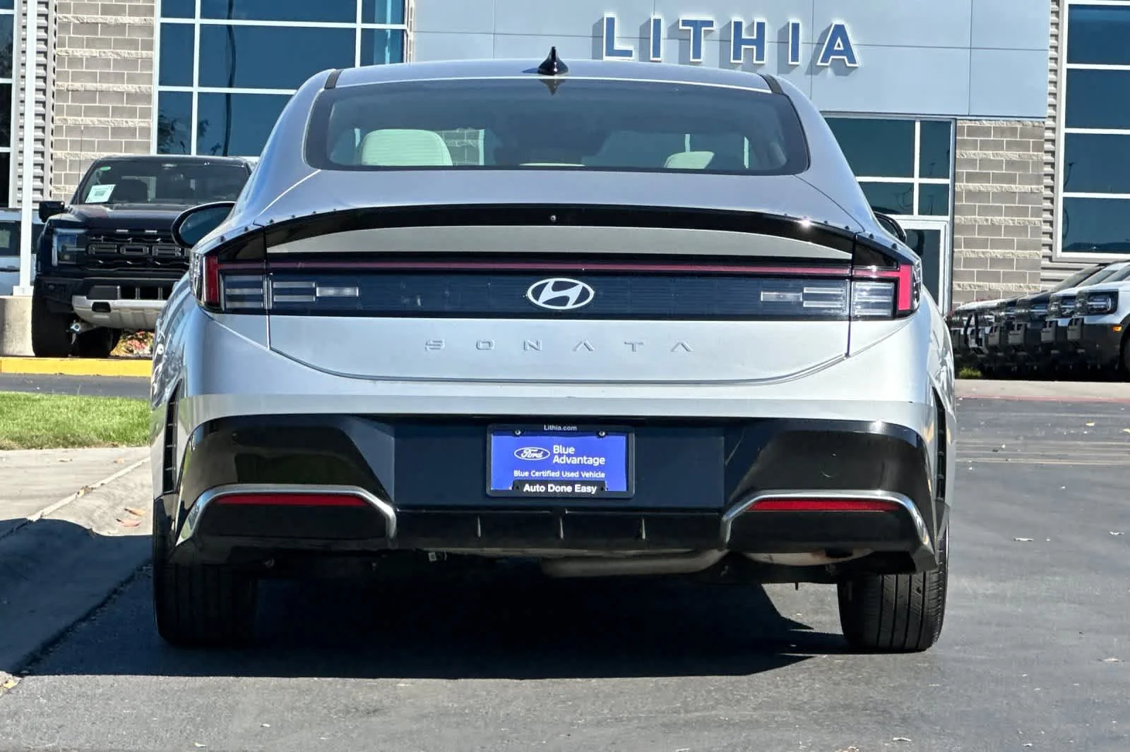 Certified Used 2025 Silver Hyundai SEL image 7