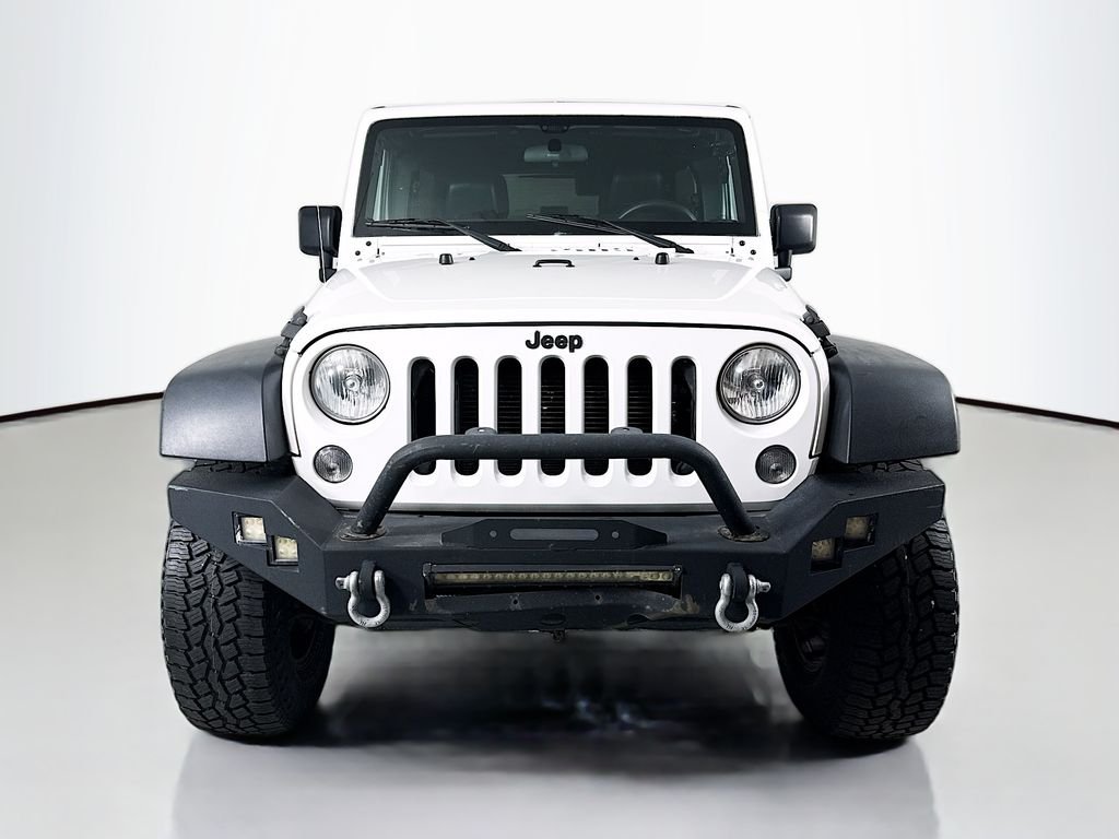 Used 2015 White Jeep Unlimited Sport image 6
