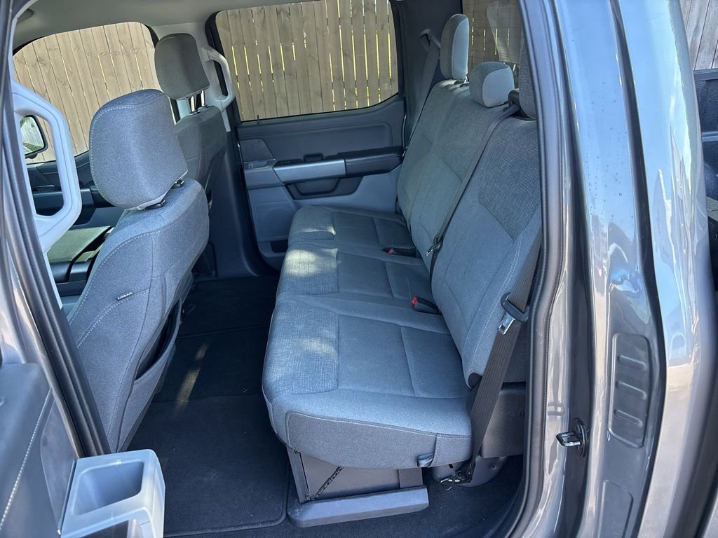 Used 2024 Gray Ford XLT image 10