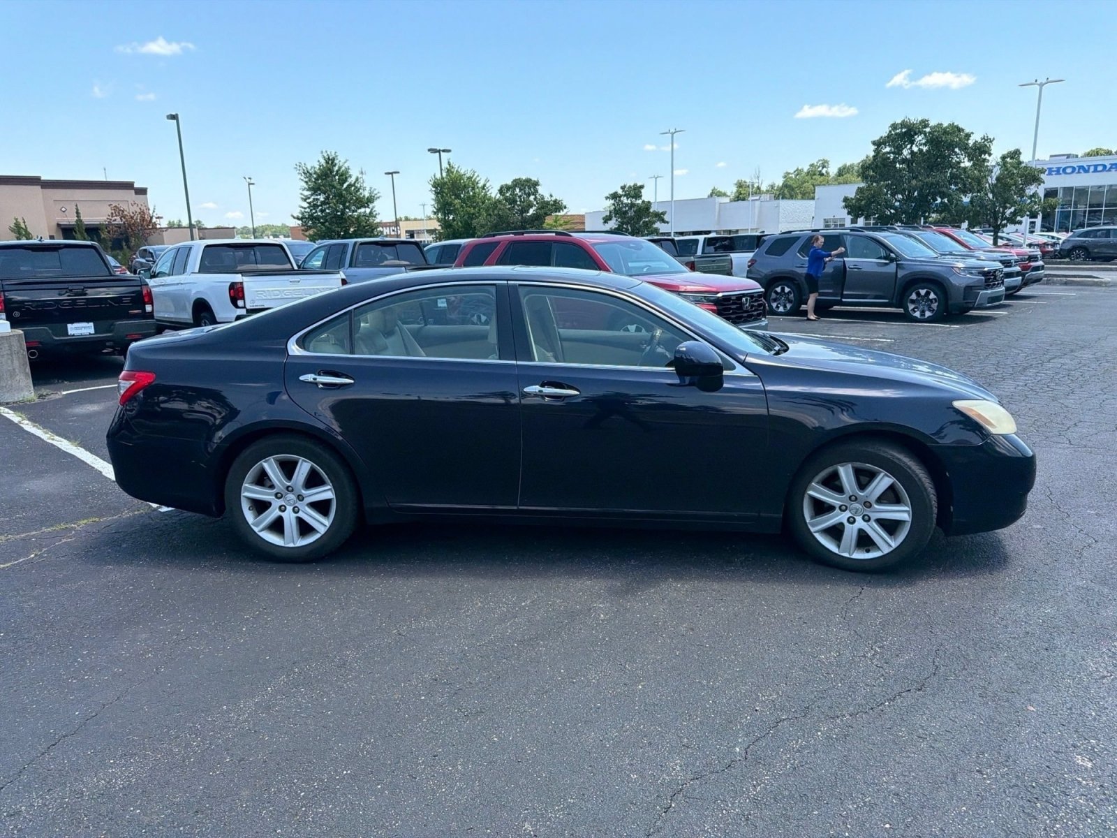 Used 2007 Black Sapphire Lexus 350 image 11