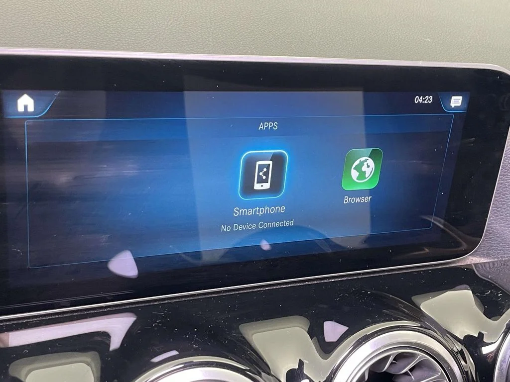 Used 2021 White Mercedes-Benz GLA 250 image 22
