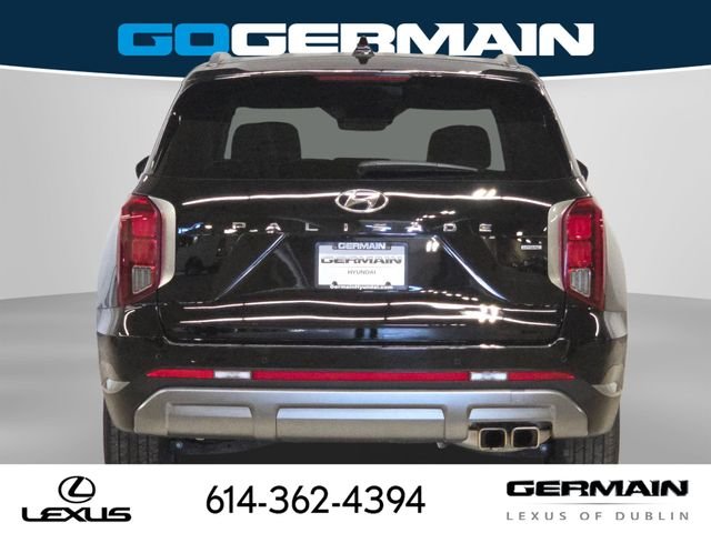 Used 2024 Black Hyundai SEL image 7