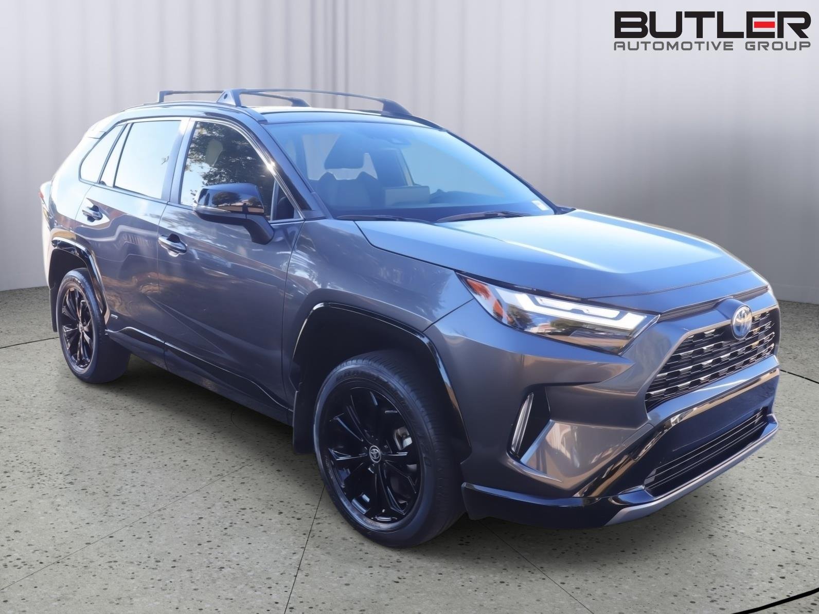 Used 2023 Silver Sky Metallic/Midnight Black Metallic Toyota XSE image 8