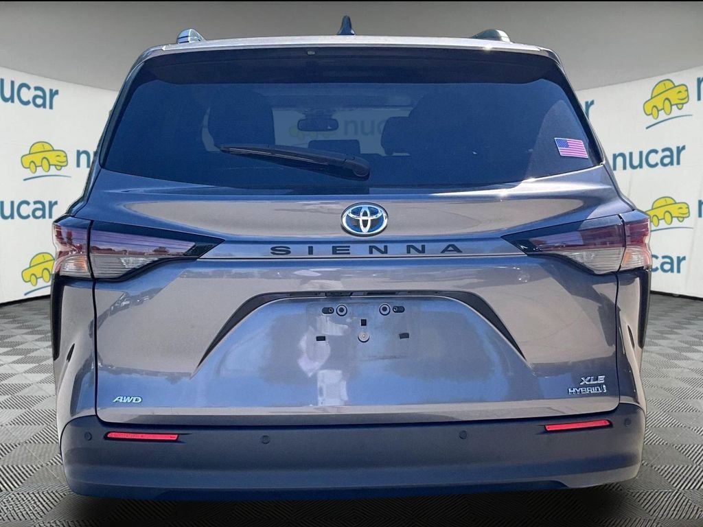 Used 2023 Gray Toyota XLE image 3