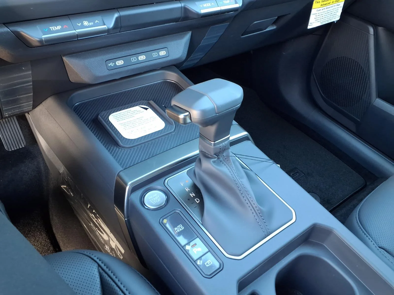 New 2027 Terrain Brown Kia X-Line SX image 5