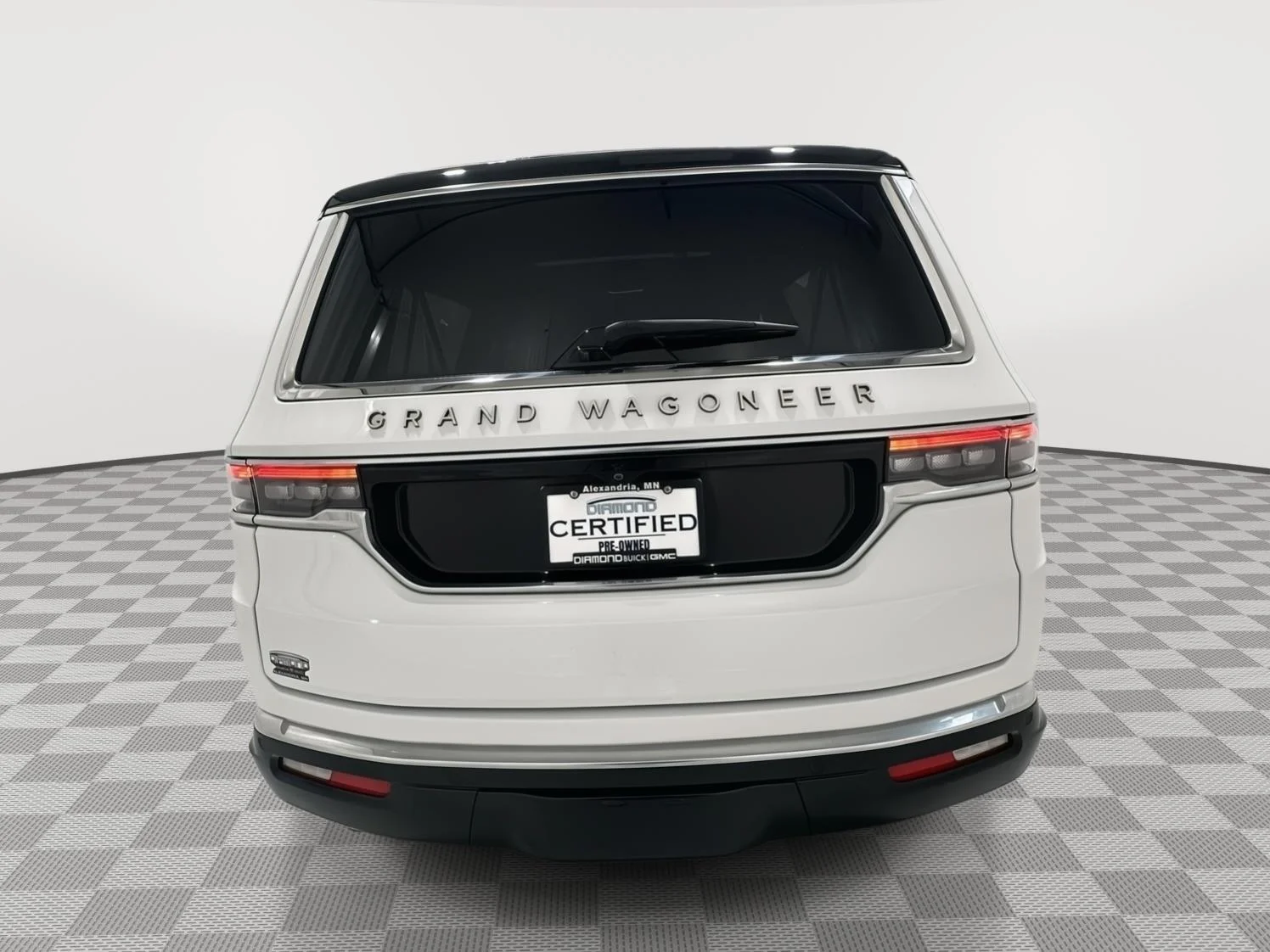 Used 2025 White Jeep Series III image 4