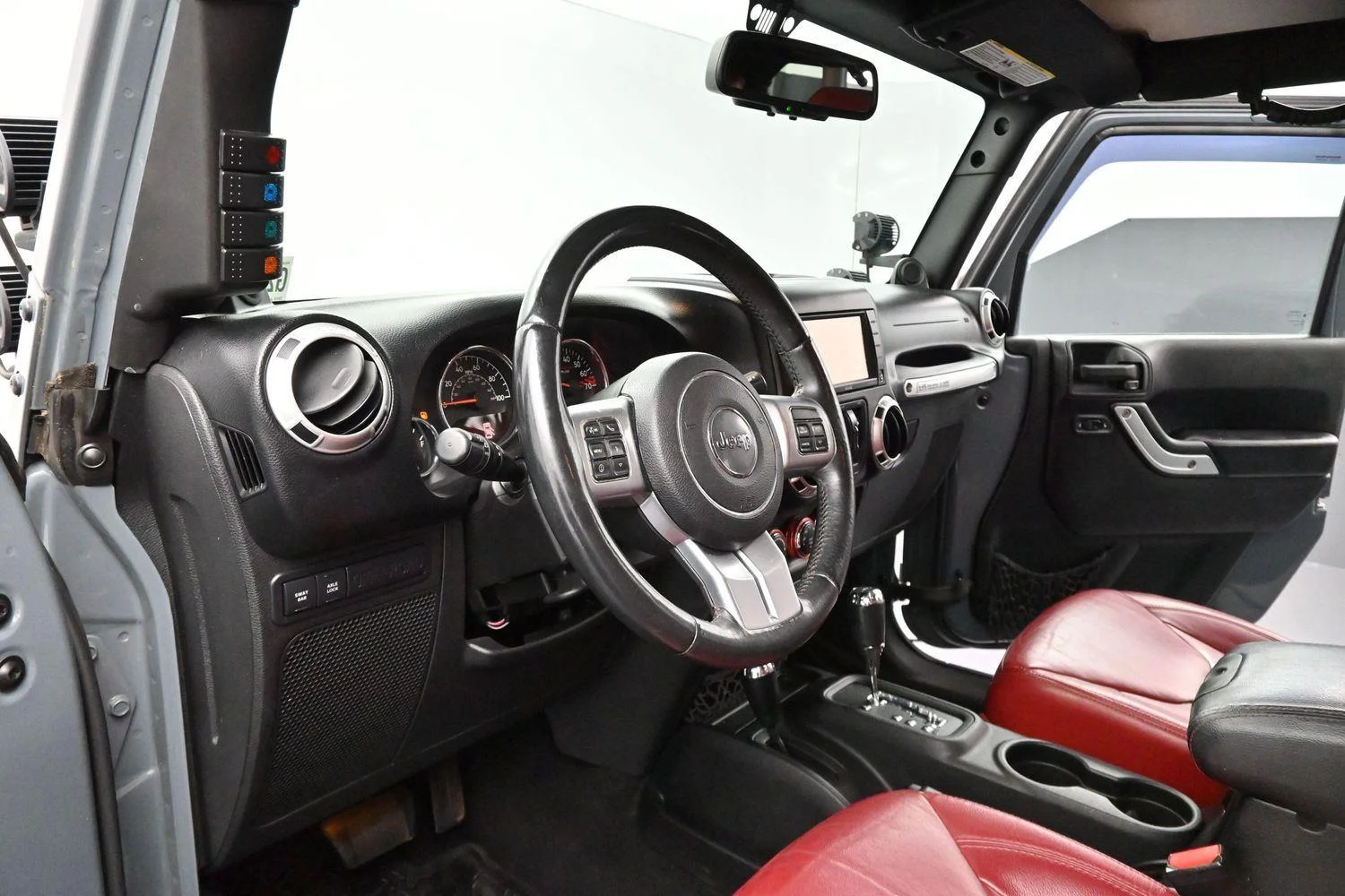 Used 2013 Anvil Jeep Rubicon 10th Anniversary image 12
