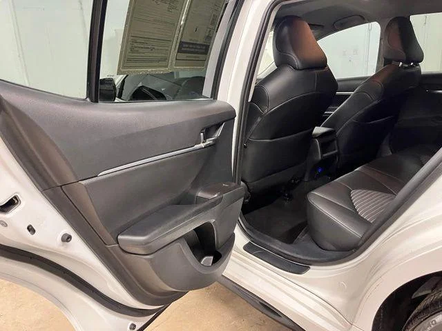 Used 2021 ICE CAP Toyota  image 17